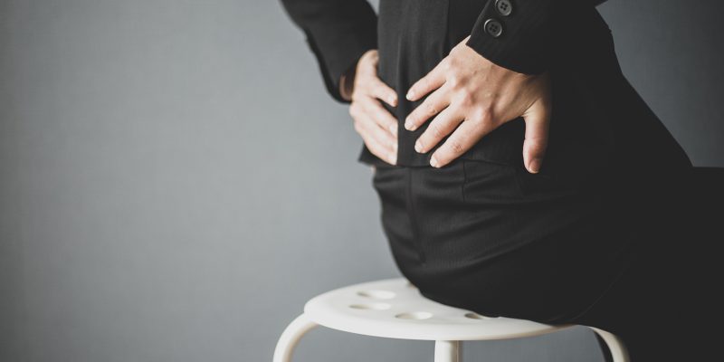 腰痛の原因と改善方法